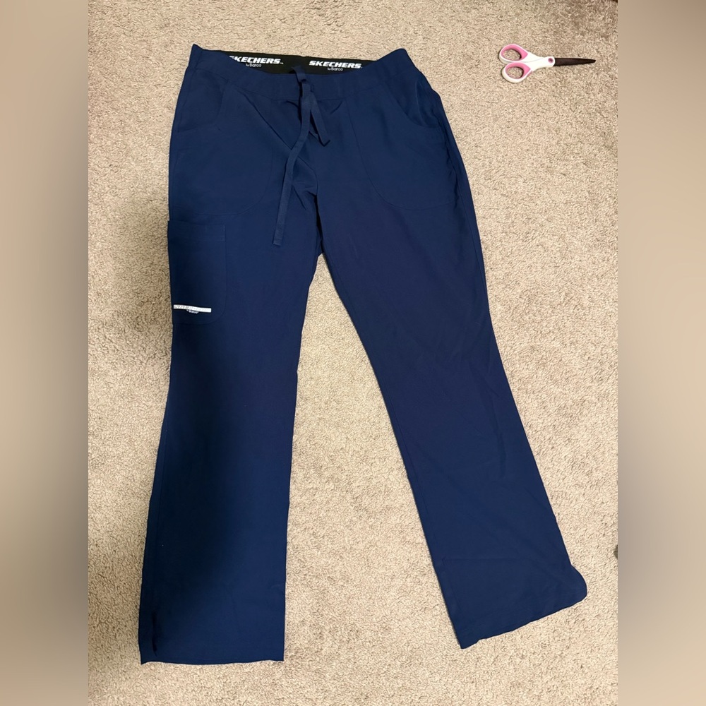 Sketchers Scrub Reliance 3-Pocket Mid-Rise Straight Leg Pant (4 pairs)